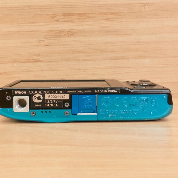 Nikon Coolpix S3100 14 MP Digital Camera / 5× Optical Zoom / Tested / Blue - Picture 6 of 8